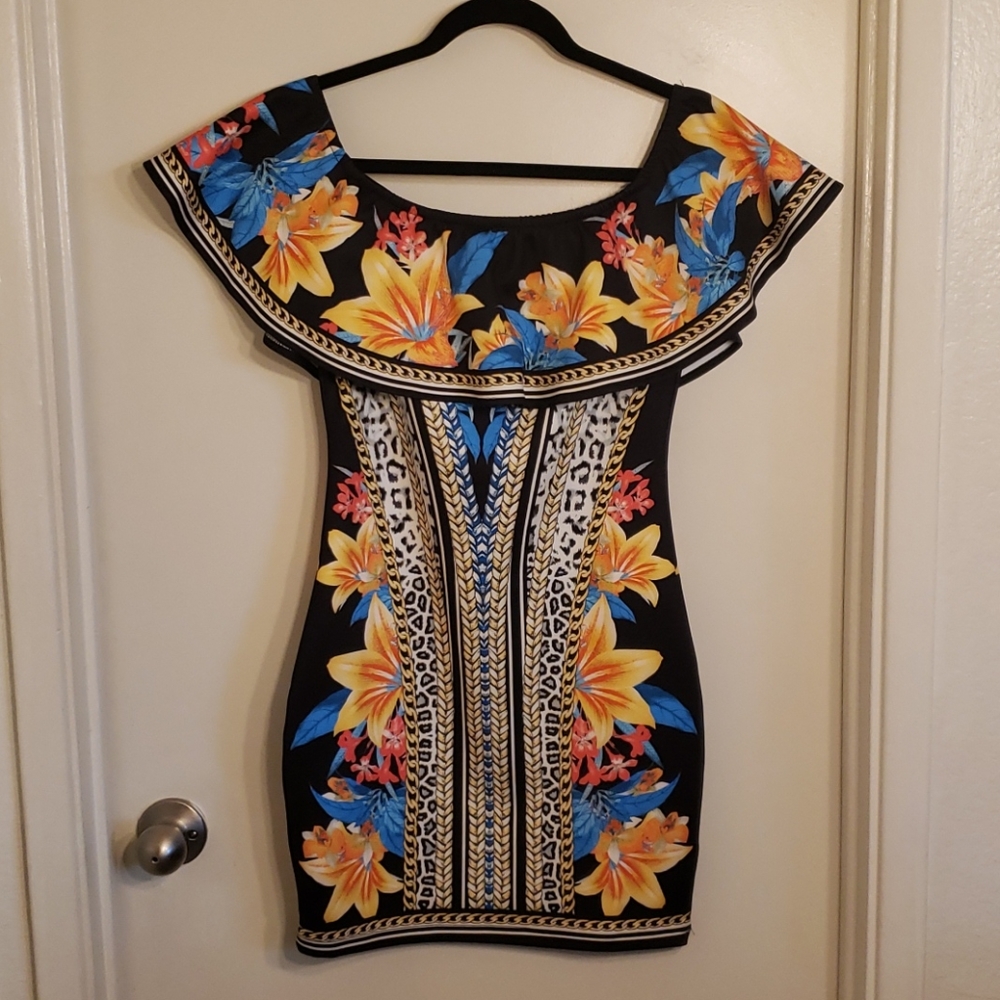 BRAND NEW! OFF SHOULDER BODYCON DRESS